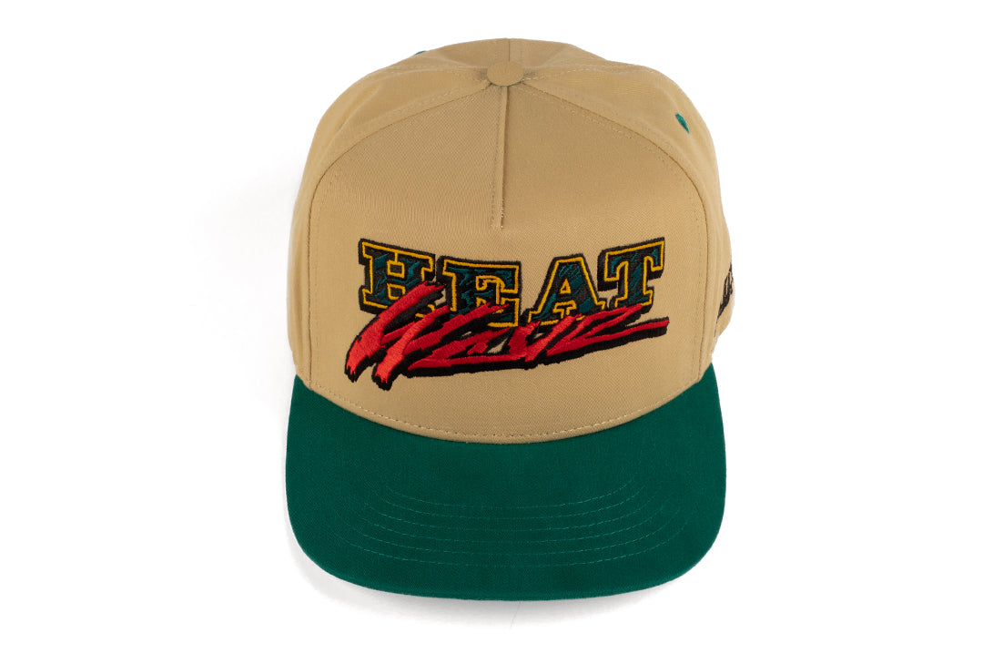 Top view of the Heat Wave Visual Black Magic Outdoor Hat.
