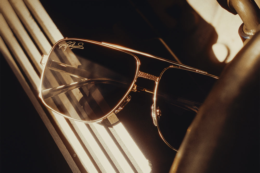 Close up of the Nimitz Sunglasses: Hendrick Motorsports | Tim Richmond 25 Folgers