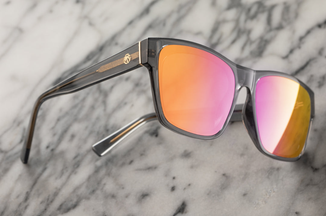 Marylin Sunglasses: Quartz