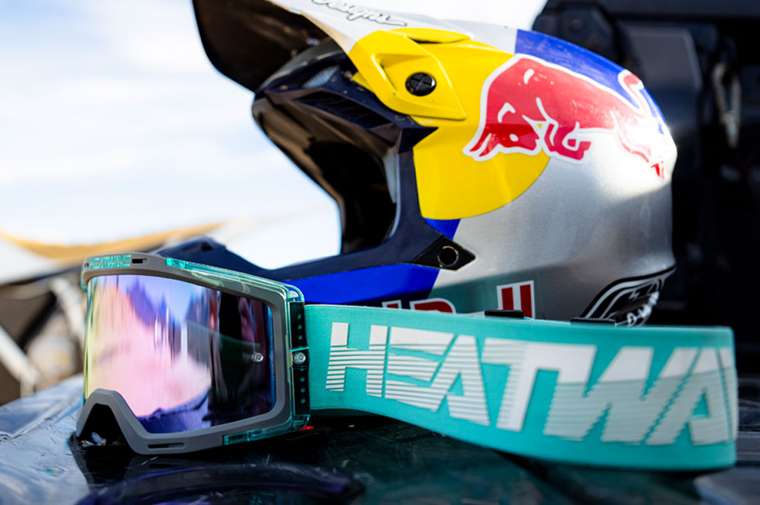 Heat Wave Hydro Aquastone Goggles with Ultra Violet Lens and Aqua colored strap