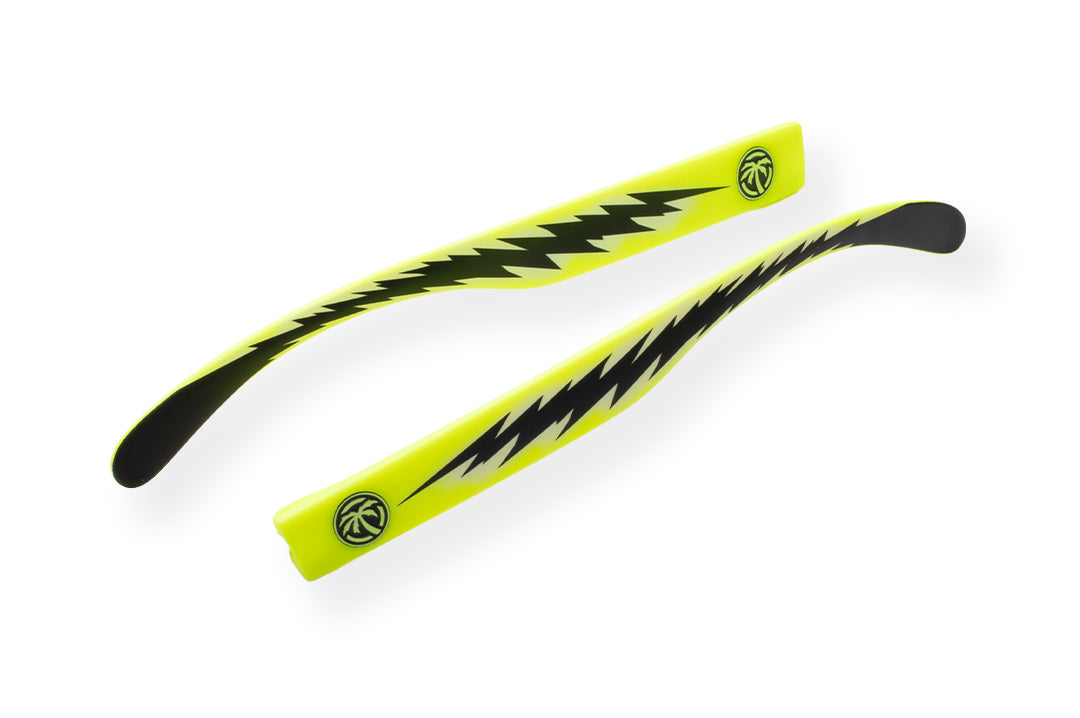 Arms: Vise, Lazer, Quatro, Apollo